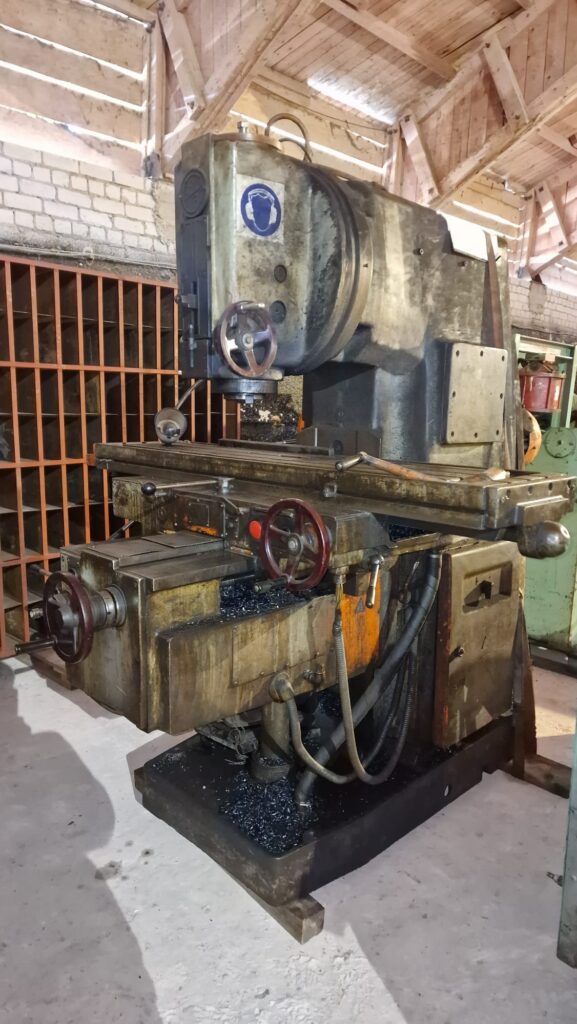 6R13 – 6Р13 Milling machine