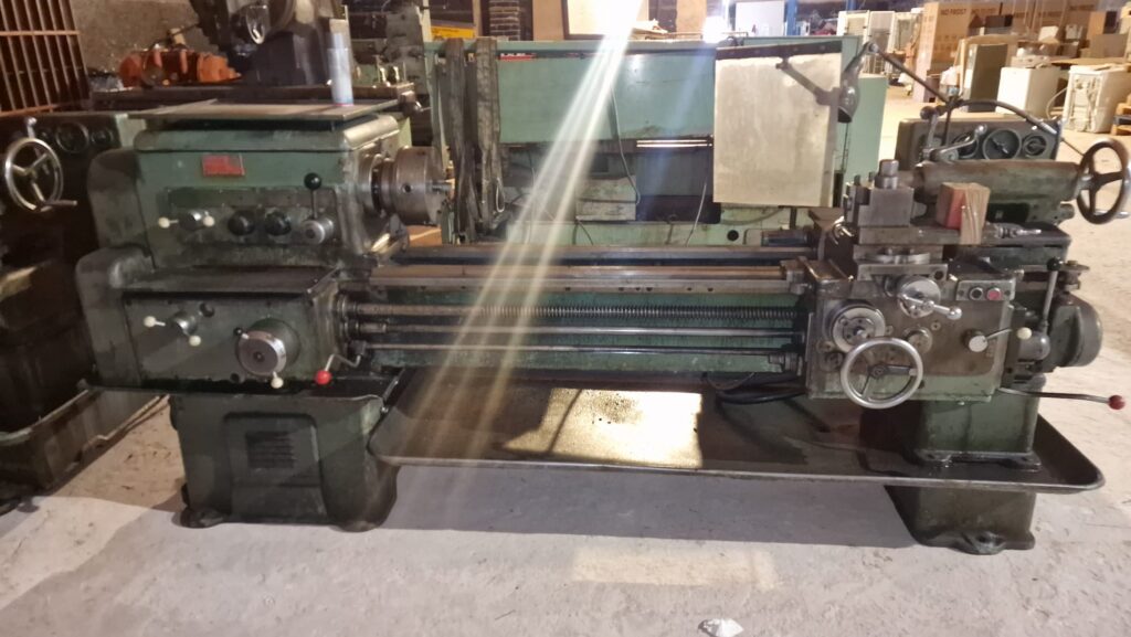 Manual Lathe 1k625