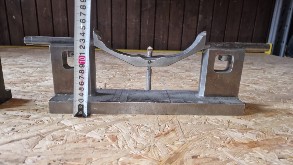 Grinding wheel dresser device