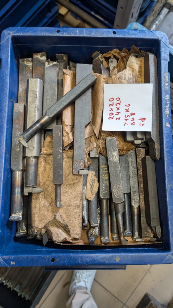 20mm ja 24mm Treiterad – Carbide Brazed Turning Tools